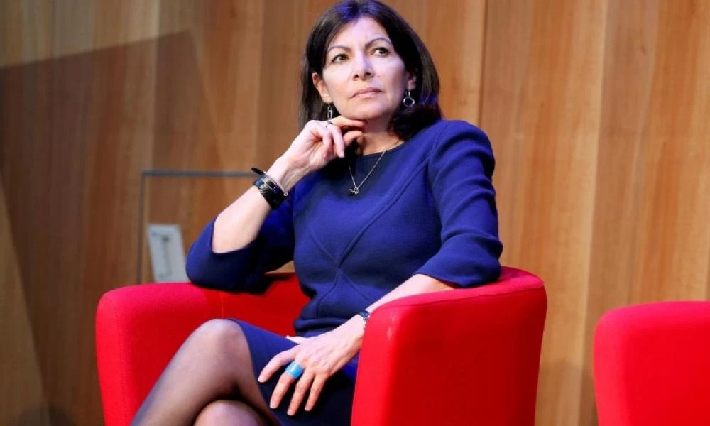 Γαλλία: Η Αν Ινταλγκό ρίχνεται στη μάχη για την προεδρία της χώρας